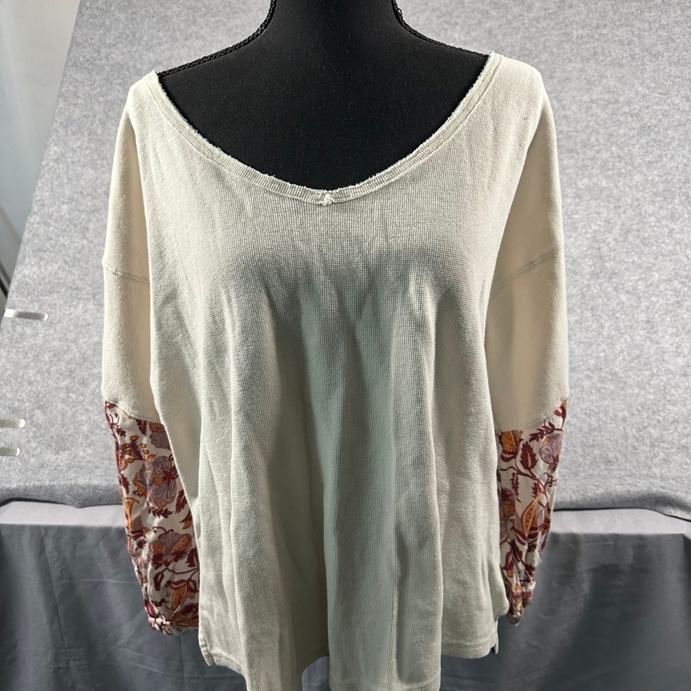 Anthropologie A+ Thermal Top Womens 1X Cream Floral Sleeve Waffle Knit